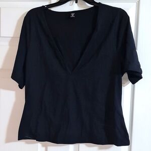 Shein Curve 2xl ladies black v neck t shirt